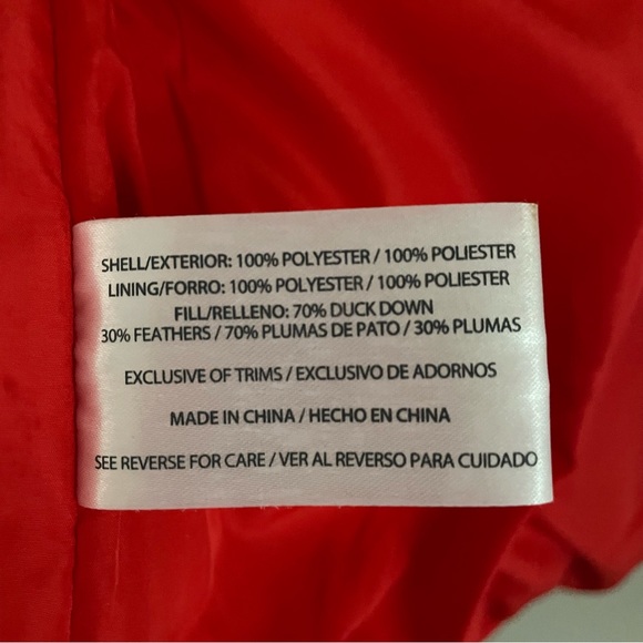 Woolrich Womens Size Small Quilted Puffer Red Orange Zip Up Vest Gold Buttons - Picture 5 of 7